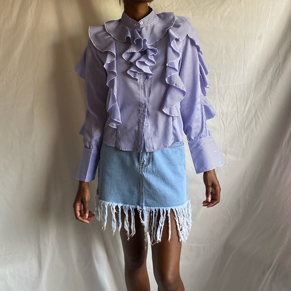 Stripped ruffle button down blouse - Picture 3 of 6